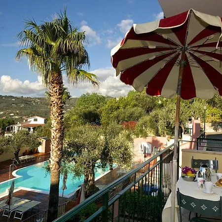 In The Giada Holiday In